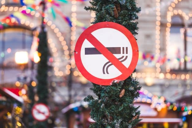 no smoking sogn at Christmas